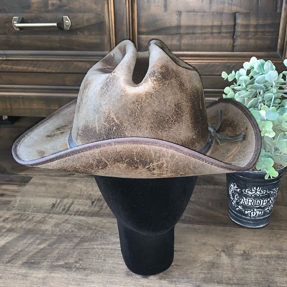 ruediger Accessories - NWT RUEDIGER AUSTRALIAN WOOL HAT